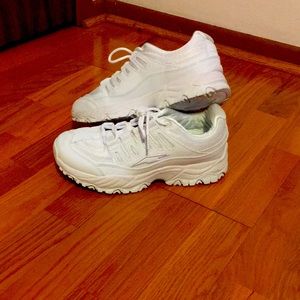 Avia women’s sneakers